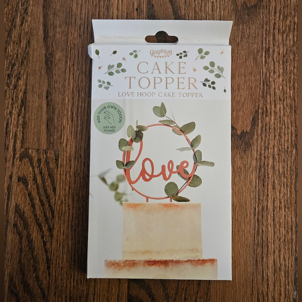 Love Hoop Cake Topper *GREENERY NOT INCLUDE*